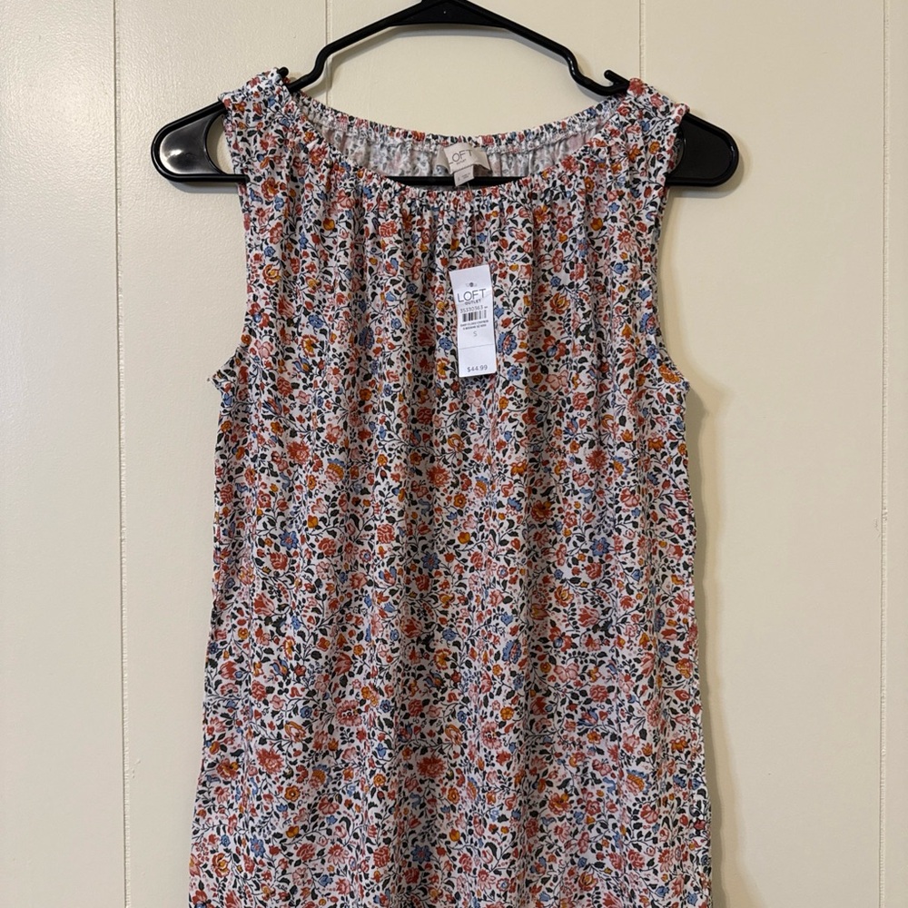 Women’s Loft Sleeveless Top SZ Small